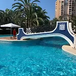 The House! Large Terrace & Bars! Traveller Awards 2024-2025-2026 شقة *