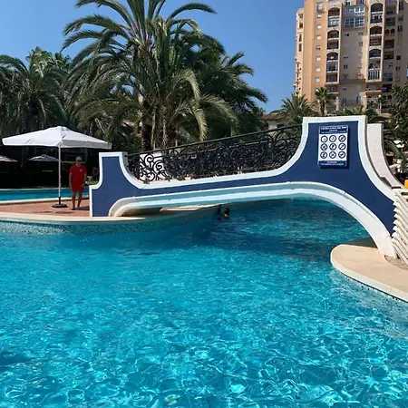 The House! Large Terrace And Bars! Traveller Awards 2024-2025 Apartment *