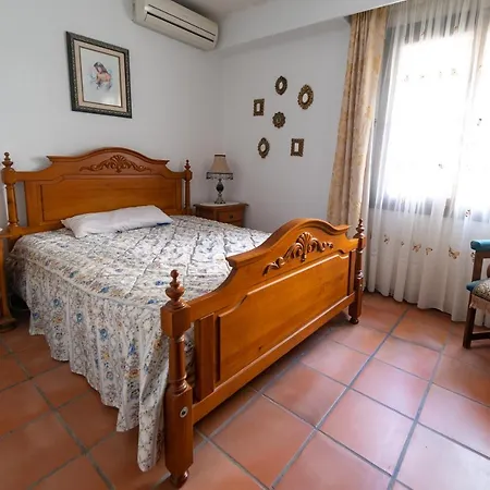 Apartment The House! Large Terrace And Bars! Traveller Awards 2024-2025 *